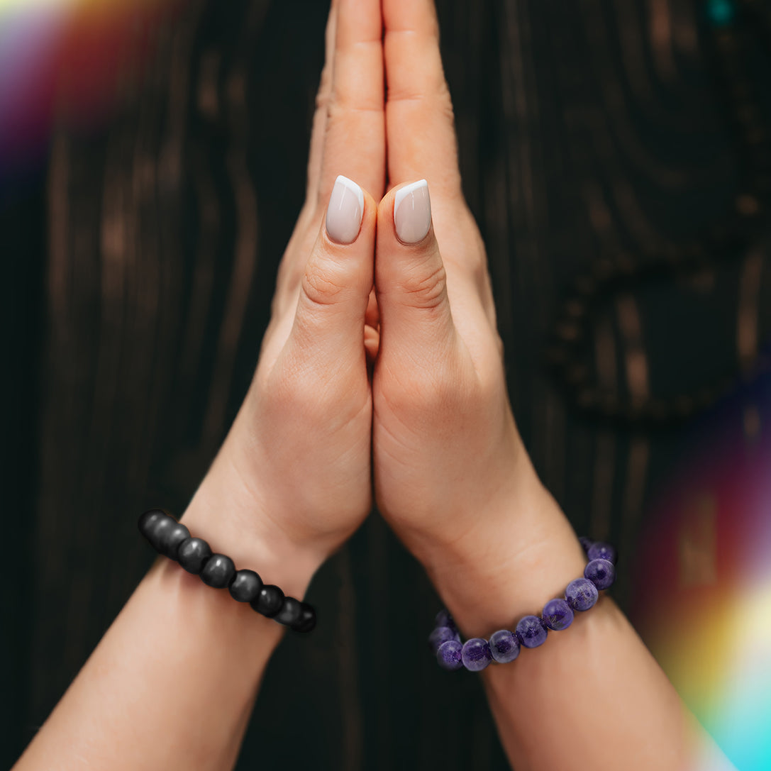 Quantum Bracelets